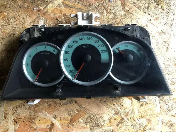 Ceasuri bord 83800-0f060-l Toyota Corolla (2001-2007)