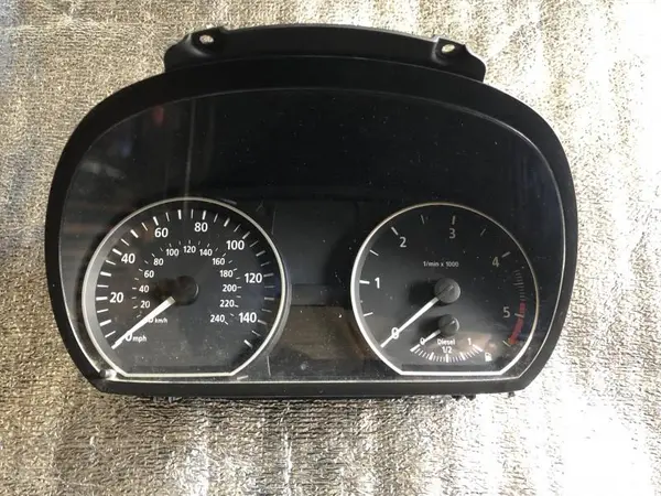 Ceasuri bord anglia 6983532 BMW Seria 1 (2004-2011) [E81, E87]
