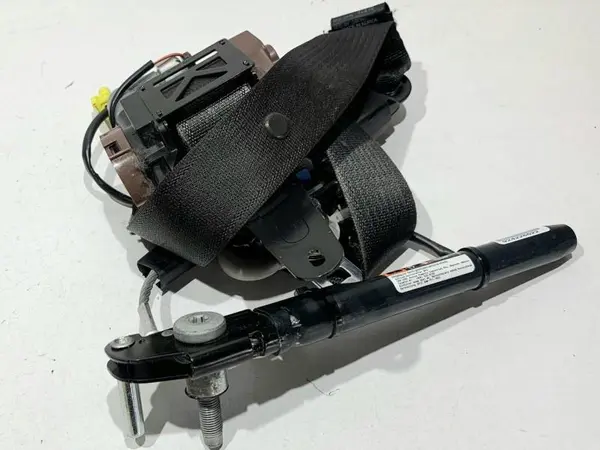 Centura de siguranta cu pretensioner stanga fata 95473474 Opel Antara facelift (2010-2016)