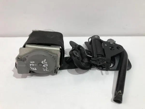 Centura de siguranta dreapta fata 305537999001 BMW X5 (2007-2013) [E70]