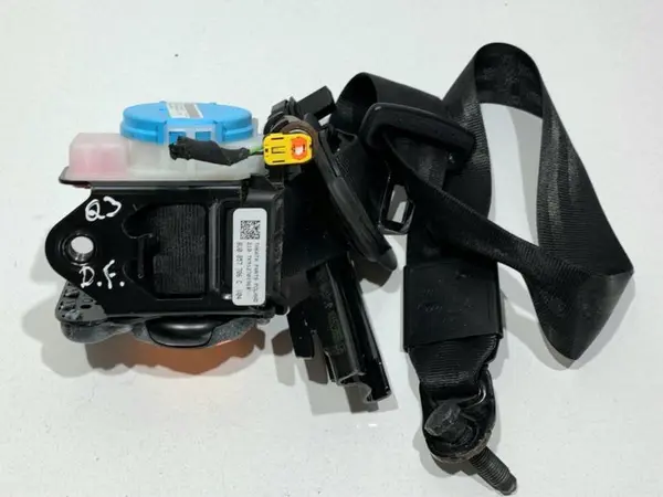 Centura de siguranta dreapta fata 8U0857706C Audi Q3 (2011-2017) [8U]