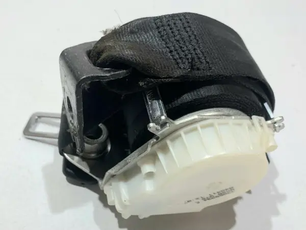 Centura de siguranta dreapta spate 3C5857806K Volkswagen Passat B6 3C (2005-2010)
