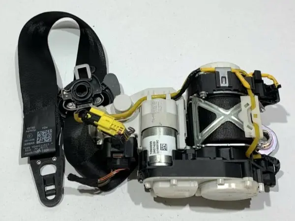 Centura de siguranta stanga fata 4G8857705H Audi A7 facelift (2014-2018) [4G]