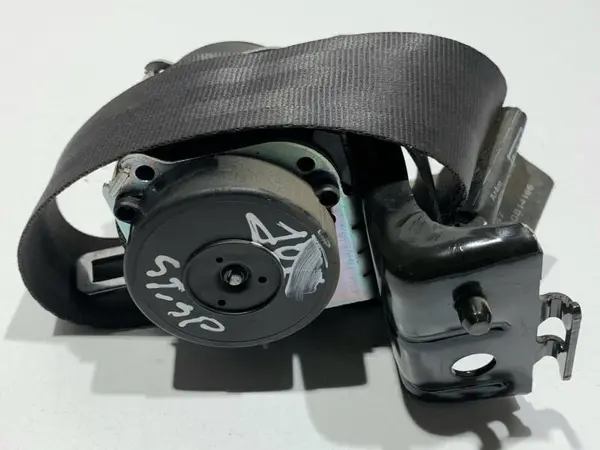 Centura de siguranta stanga spate 13443562 Opel Astra J facelift (2012-2015)