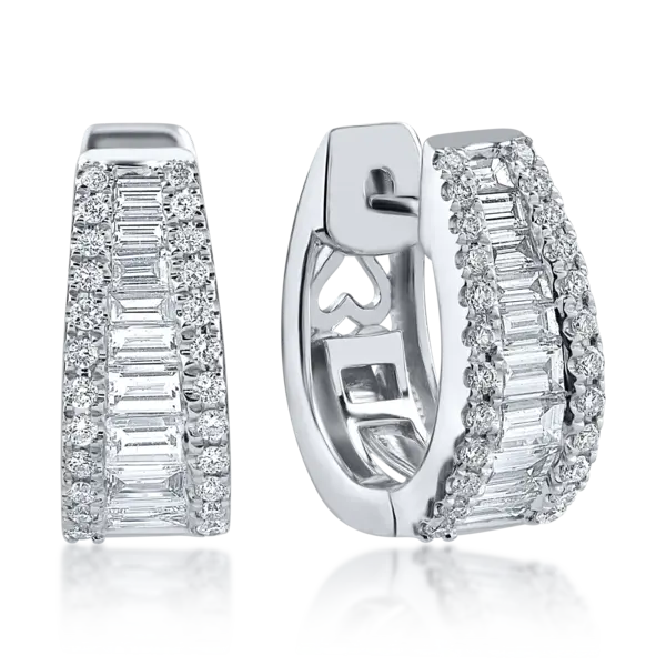 Cercei din aur alb cu diamante baguette si rotunde de 0.84ct