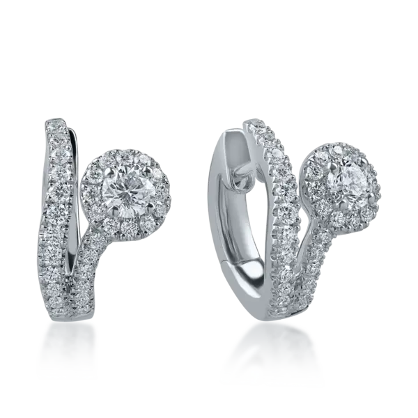 Cercei din aur alb cu diamante cushion si rotunde de 1.02ct