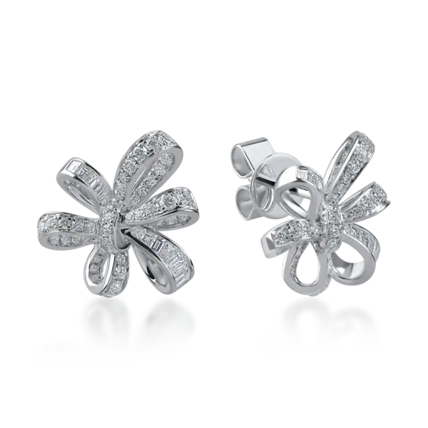 Cercei din aur alb cu diamante de 0.8ct