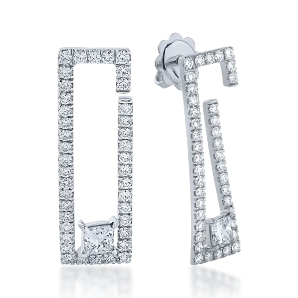 Cercei din aur alb cu diamante princess si rotunde de 1.3ct