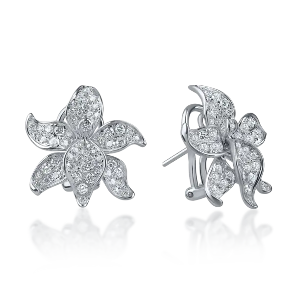 Cercei floare din aur alb cu diamante de 1.7ct