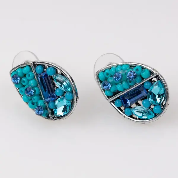Cercei metalici sub forma a doua lacrimi, pietre turquoise