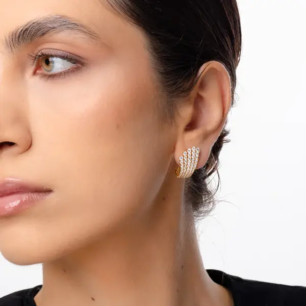 Cercei on ear din aur galben cu diamante de 2.6ct