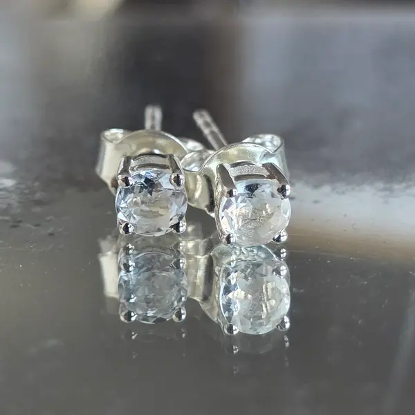 Cercei stud cuart 4 mm