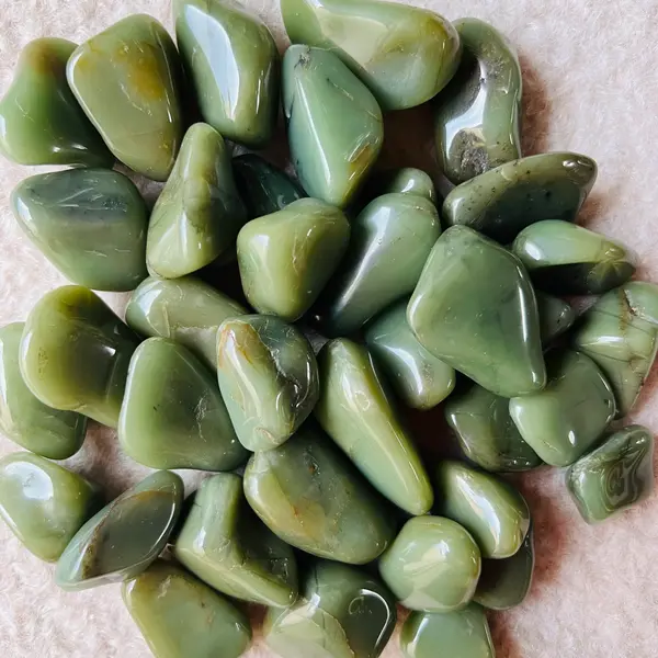 Chert verde piatra rulata mini
