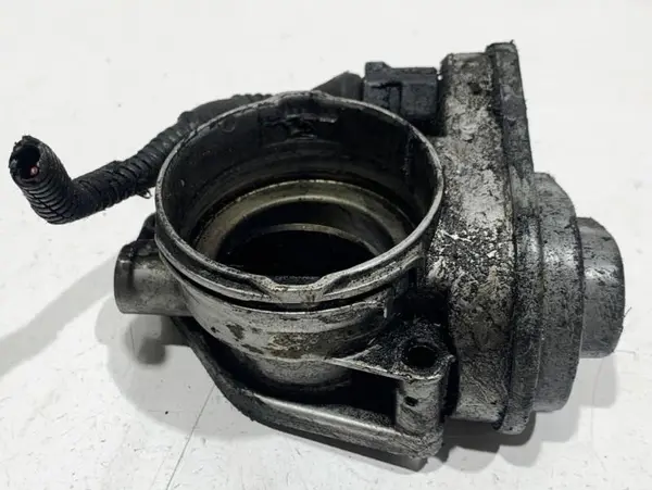 Clapeta acceleratie 038128063M Volkswagen Golf 5 Plus (2004-2008) 2.0 tdi; 1.9 tdi BKD; AZV; BXE
