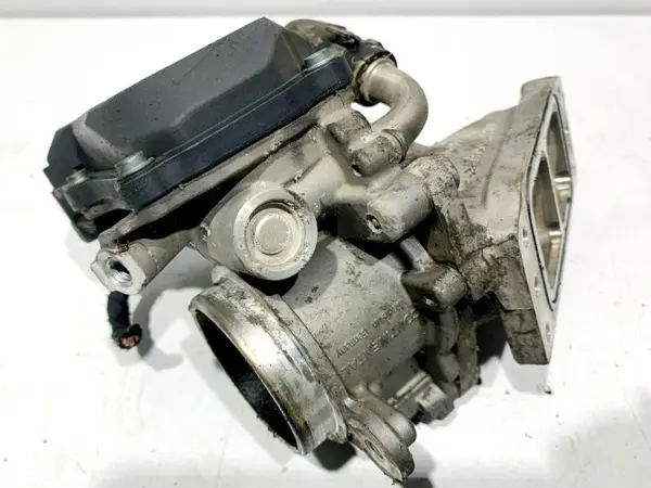Clapeta acceleratie 04L128063P Volkswagen Passat B8 (2014-2019) 2.0 tdi CKFC