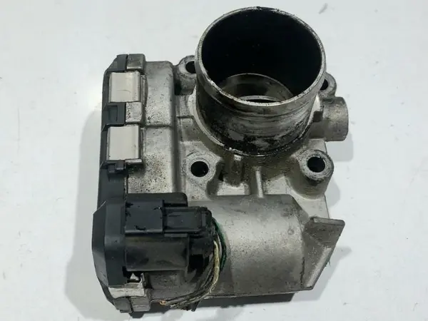 Clapeta acceleratie 8200330810E Renault Trafic 2 facelift (2006-2014) 2.0 dci M9R (802)