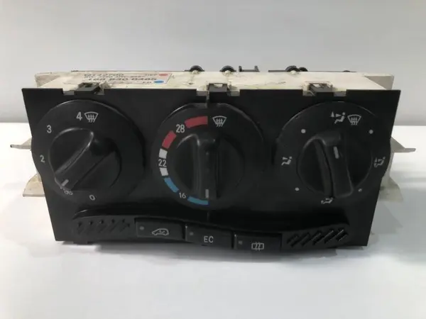 Climatronic a1688300485 Mercedes A-Class (1997-2004) [W168]
