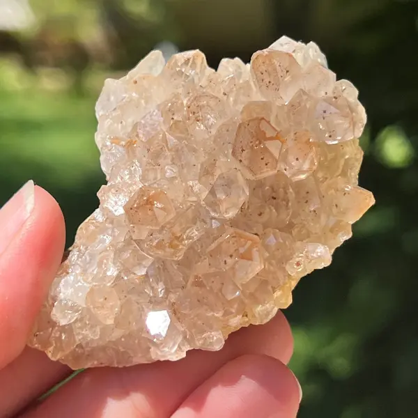 Cluster cuart lamaie Zambia, golden healer model 39