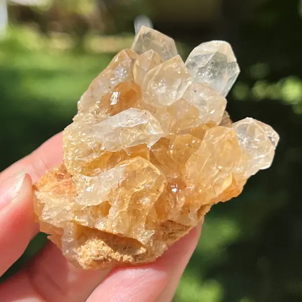 Cluster cuart lamaie Zambia, golden healer model 41