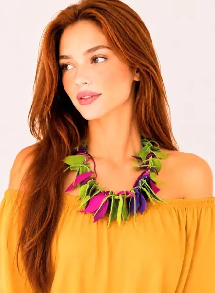 Colier handmade din piele naturala,nuante mov ,olive, fuchsia