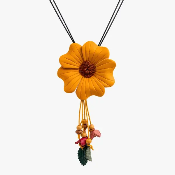 Colier reglabil statement din piele naturala cu floare galbena 3D, frunzulite si margele decorative
