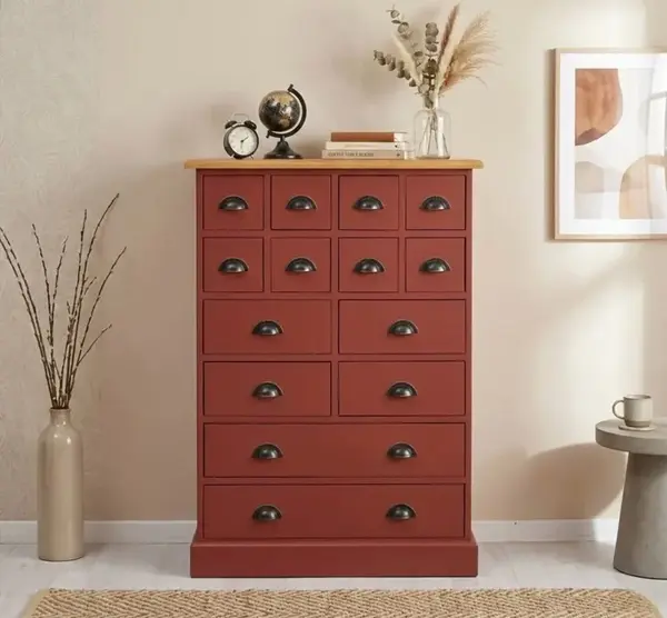 Comoda cu 14 sertare cu finisaj Maroon/Honey Brown