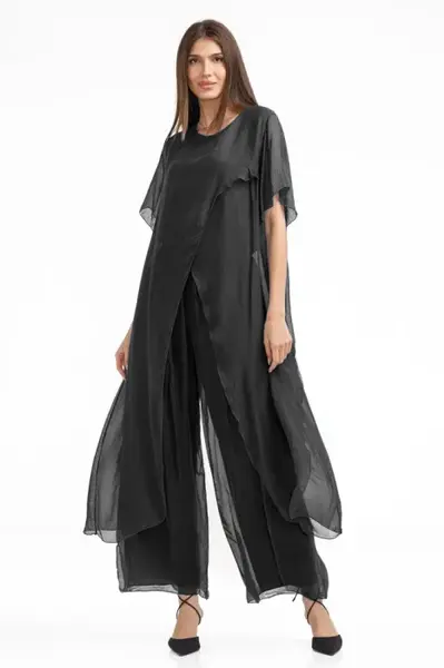 Compleu cu pantaloni lejeri si bluza fluida in colturi lungi, din matase si vascoza, gri inchis