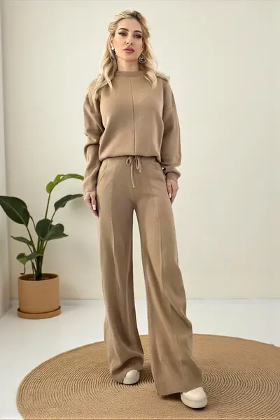 Compleu lejer cu lana ELETRA, bluza asimetrica si cristale laterale, BEJ, Marime M/L