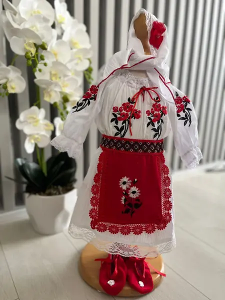 Compleu traditional Aglaia