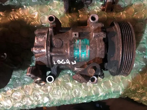 Compresor aer conditionat 8200315744 Renault Megane (1996-2003) 1.5 dci euro 3