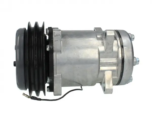 Compresor climatizare (R134a) potrivit MASSEY FERGUSON 1014, 1024, 1114, 1134, 2680, 2685, 2725, 362 N, 372 N, 375, 382 N, 390, 398, 399, 3050, 3060, 3065, 3070, 3075, 3080, 3090, 3095, 3115