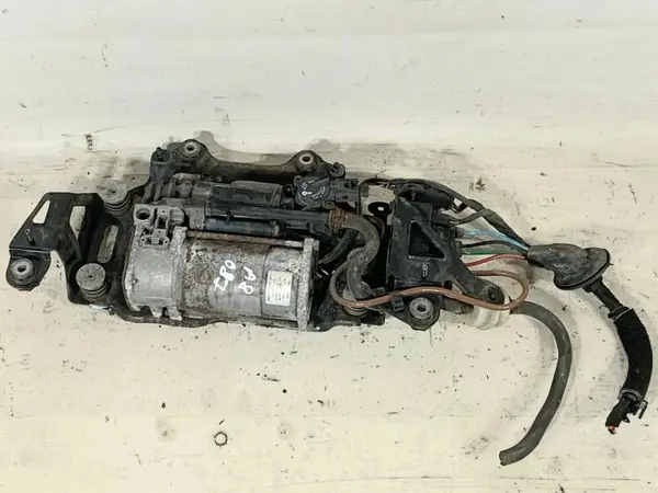 Compresor suspensie 4H0616005C Audi A8 (2009-2017) [4H] D4