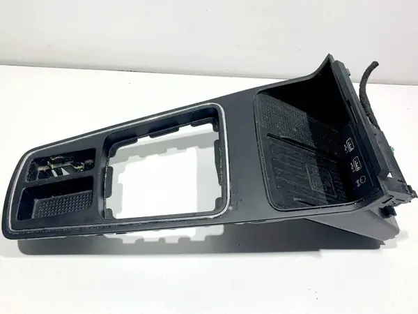 Consola centrala 5F1863283AN Seat Leon 3 facelift (2016-2020)
