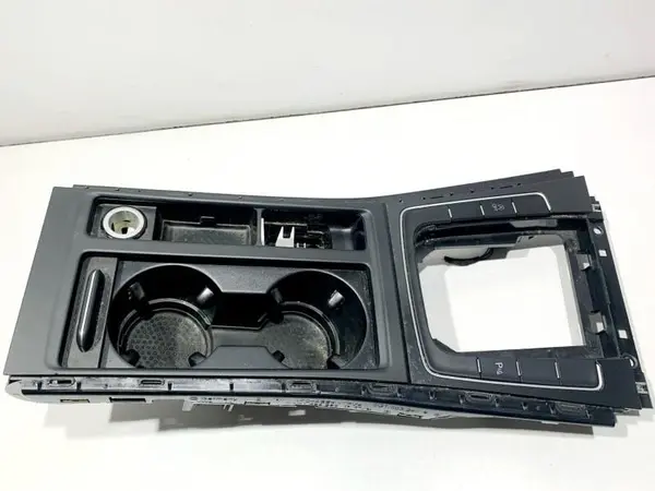 Consola centrala 5G1863245F Volkswagen Golf 7 facelift (2017-2020)