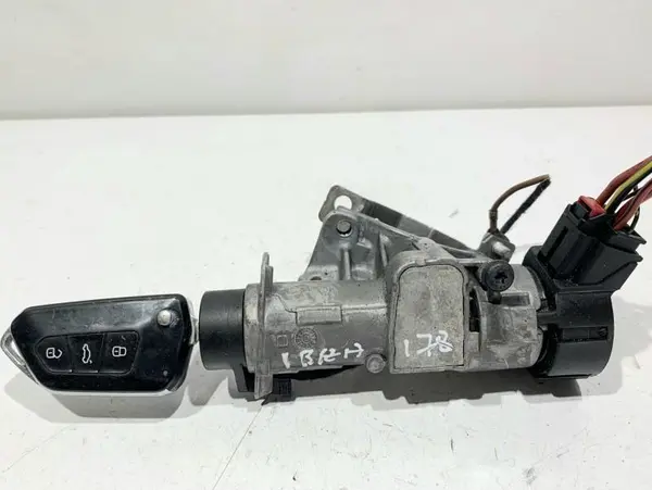 Contact pornire cu cheie 6R0905851D Skoda Fabia 2 facelift (2010-2014)