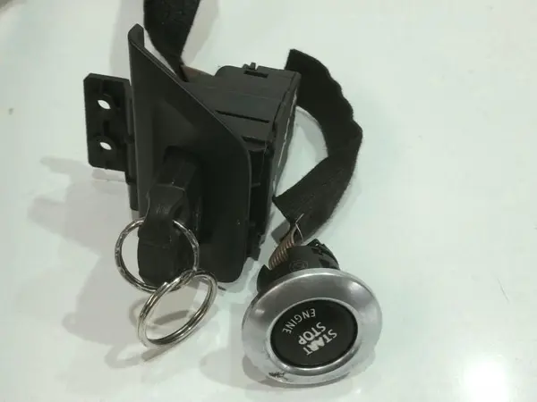 Contact pornire cu cheie si buton start stop 6954717 BMW Seria 1 LCI (2008-2011) (E81,E87)