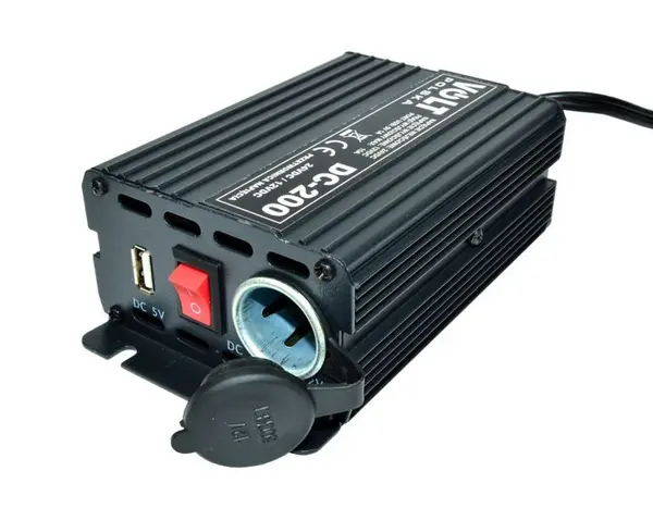 Convertor tensiune 24V 12V DC 200 cu mufa bricheta auto
