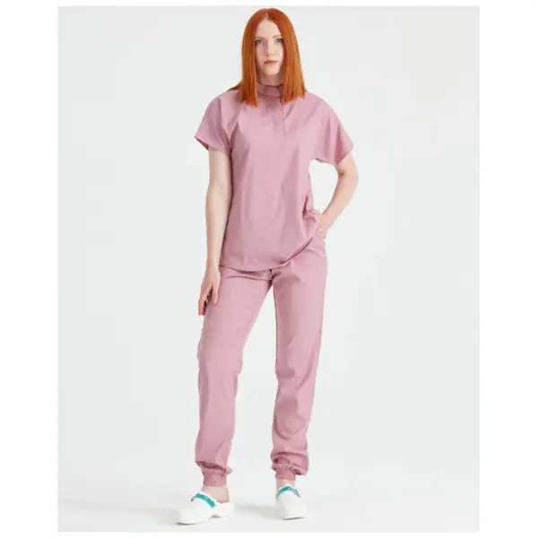 Costum medical roz pudra unisex, Model Activity - XL