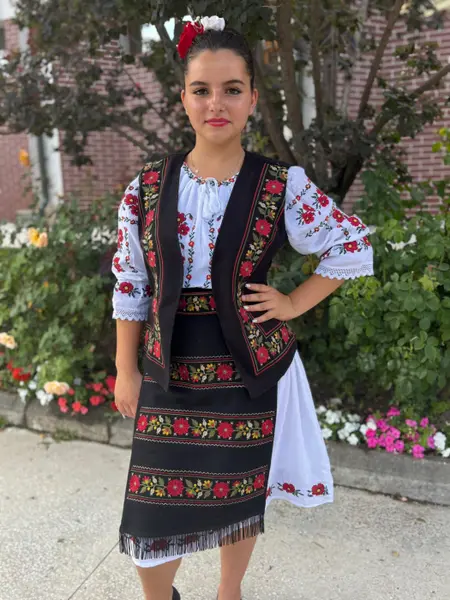 Costum Rochie Vesta Brau si 2 Fote Filipa