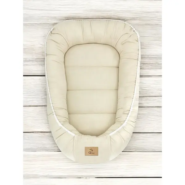 Cosulet pentru bebelusi Qmini Warm beige Baby Nest 55x75 cm, husa din muselina dubla