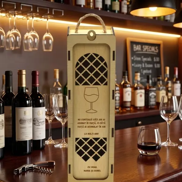 Cutie De Vin Personalizata - La multi ani!
