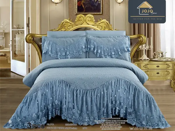 Cuvertura pat dublu, 3 piese, Bumbac Finet, 220x280cm, cu volanase si broderie, Jojo Home, Bleu