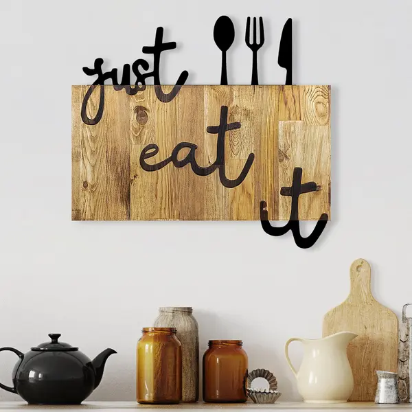 Decoratiune de perete lemn Just Eat It, Nuc, 52x58 cm