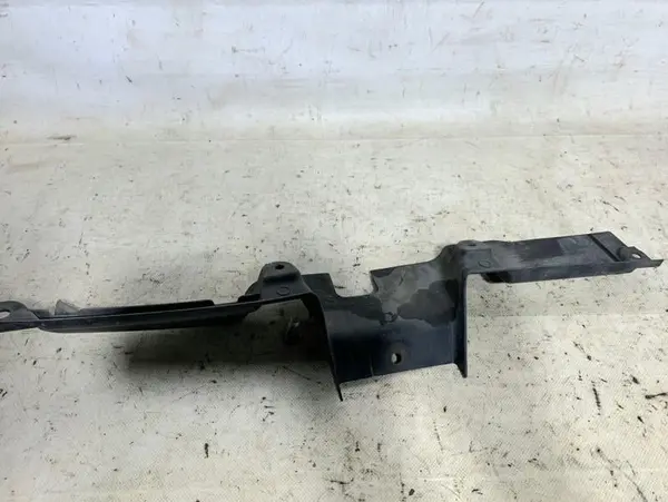 Deflector aer 7450A589 Mitsubishi Outlander 2 (2006-2012)