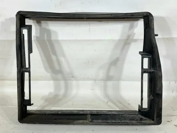 Deflector / suport radiatoare Renault Megane 4 facelift (2020-2024)