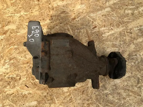 Diferential spate raport 2.81 7572520 BMW Seria 3 (2005-2012) [E90] 3.0d n57