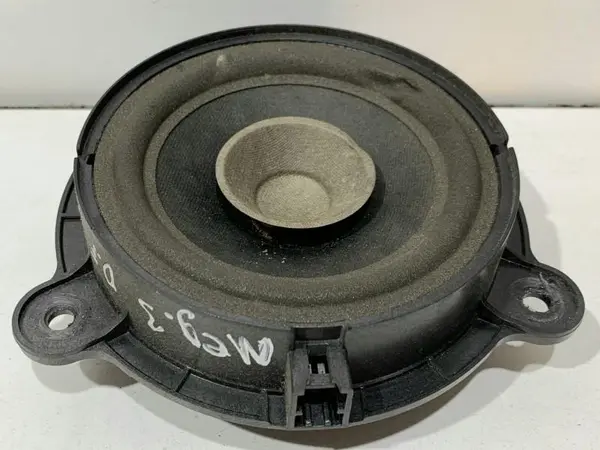 Difuzor audio dreapta fata Renault Megane 3 facelift (2012-2016)