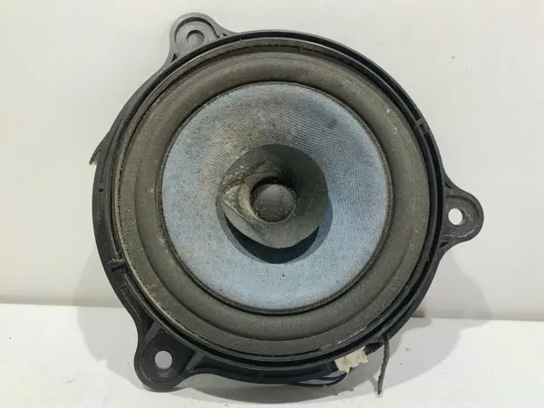 Difuzor audio fata / spate 28156-CR000 Nissan X-Trail (2001-2007)
