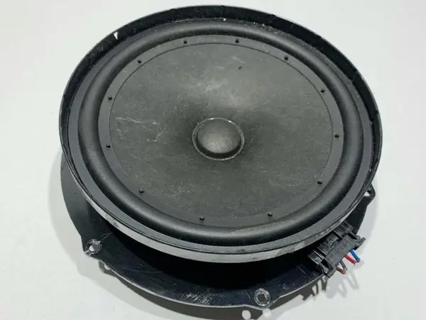 Difuzor audio fata / spate 3T0035411A Skoda Superb 2 (2008-2013)