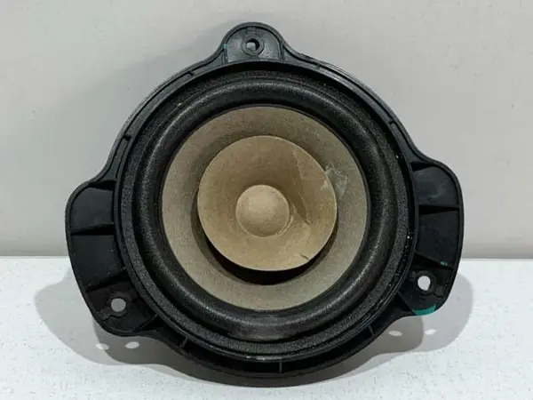 Difuzor audio stanga / dreapta spate 281486008R Dacia Spring facelift (2022-2024)